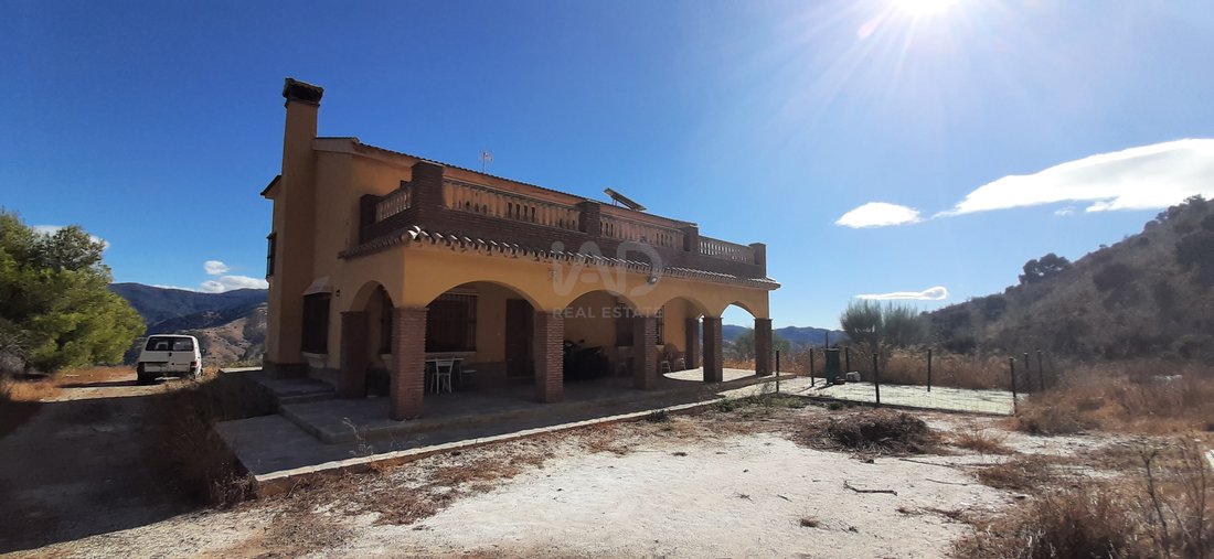 Land in Fuente de Piedra, Andalusia, Spain 2 - 16715221