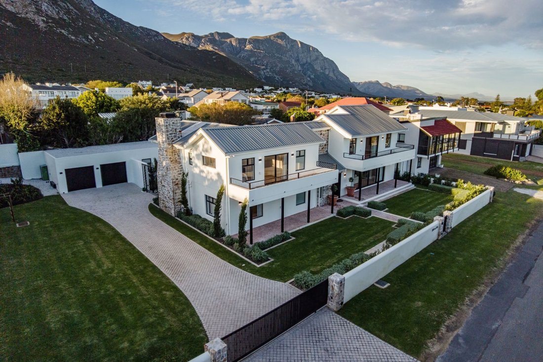 House in Hermanus, Western Cape, South Africa 4 - 18305135