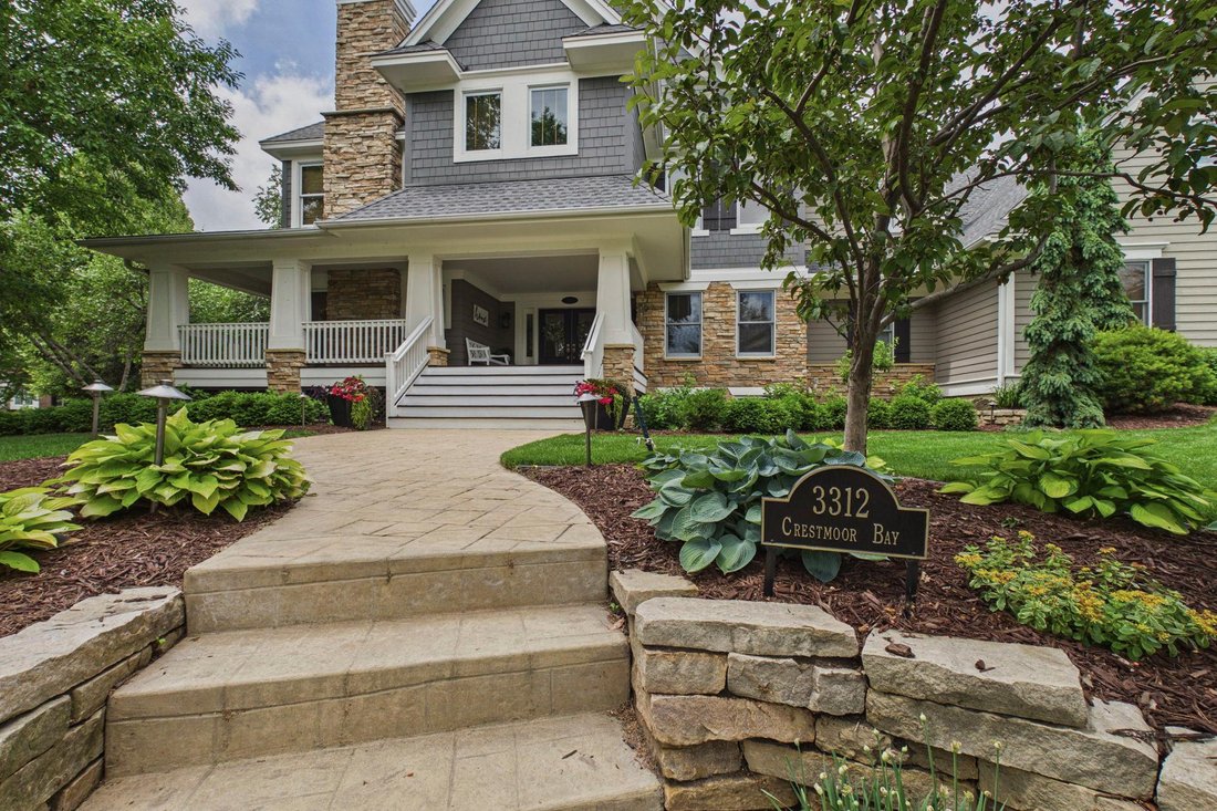 House in Woodbury, Minnesota, United States 4 - 18090520