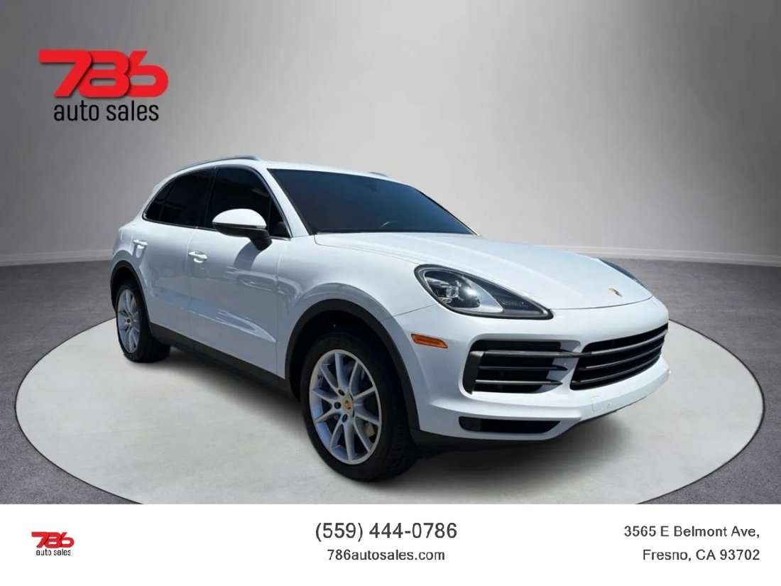 Suv in Fresno, CA, United States 1 - 18305042