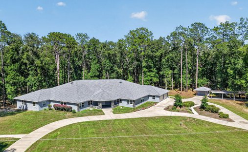 House in Dunnellon, Florida, United States 1