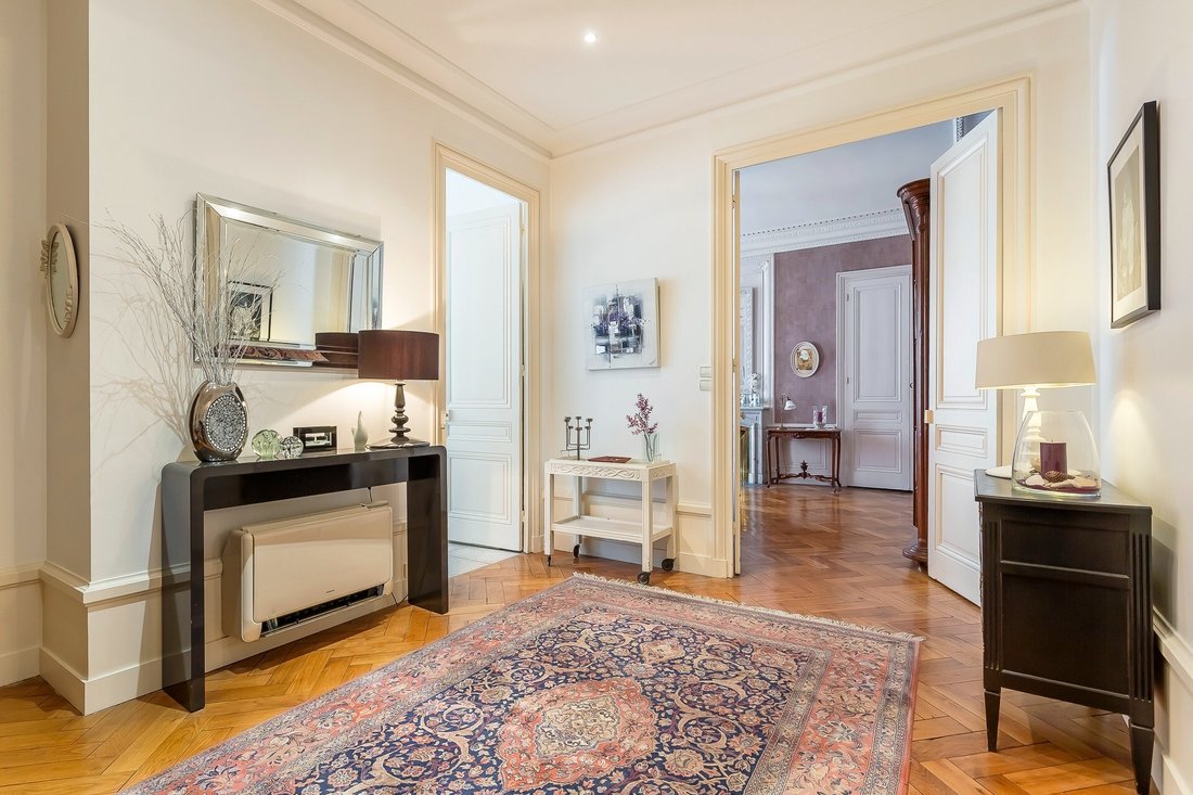 Apartment in Bellecour-Ainay, Lyon 2e Arrondissement, Lyon 5 - 18305261