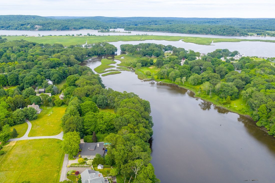 Land in Essex, Connecticut, United States 1 - 18305271