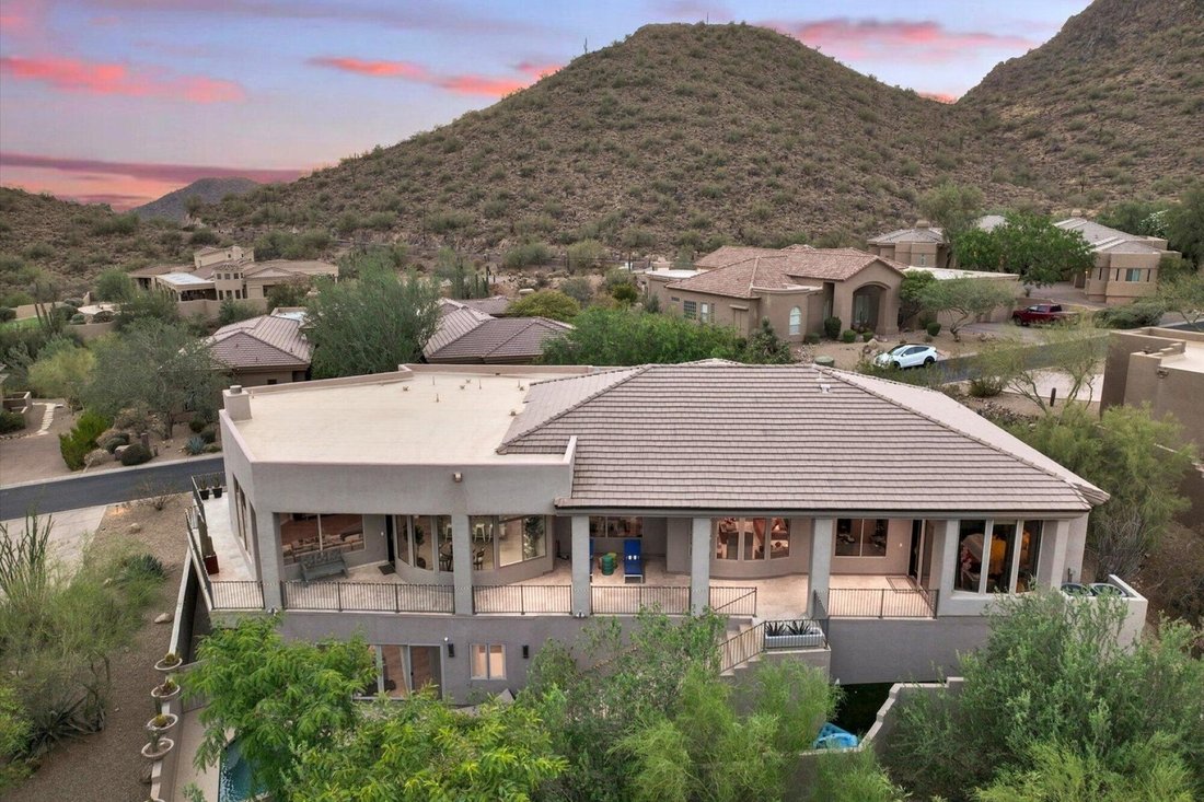 Scottsdale, Arizona, United States 2 - 18305258
