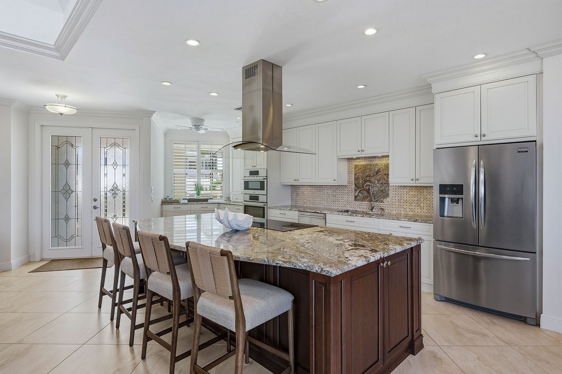 Condo in Marco Island, Florida, United States 3 - 18305386