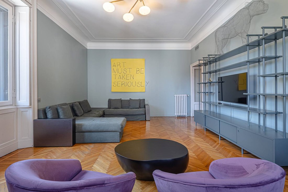 Apartment in Independence - Queen Giovanna, Milan, Italy 1 - 18305368