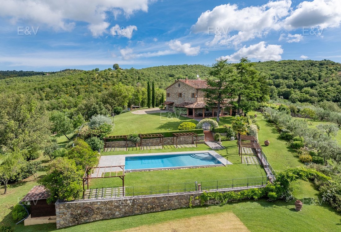 Villa à Civitella in Val di Chiana, Toscane, Italie 1 - 18305316