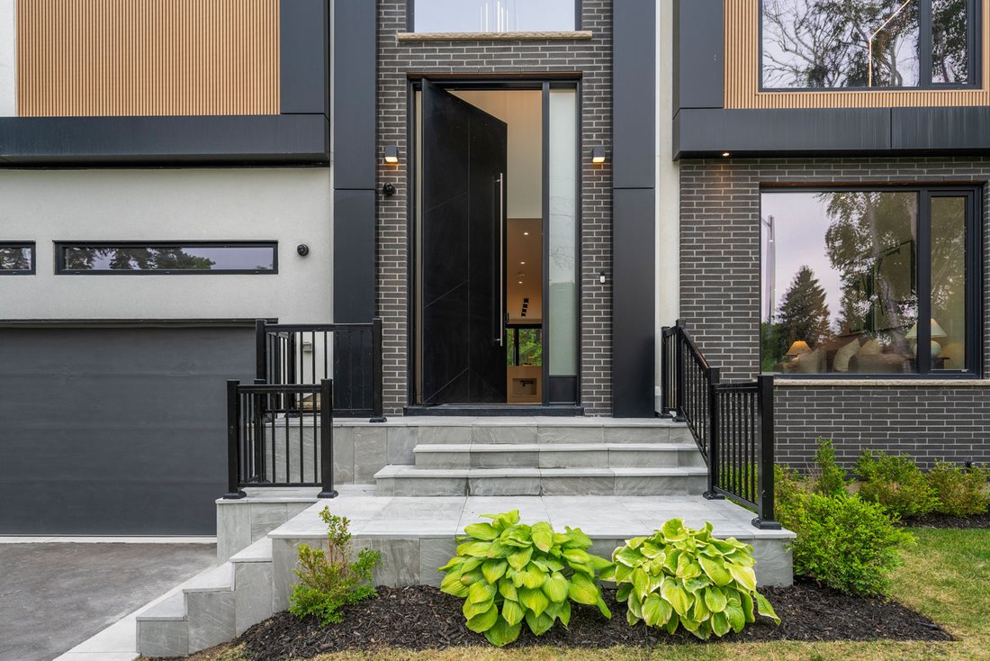 House in Burlington, Ontario, Canada 3 - 18305610