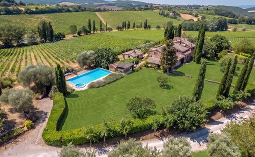 Country House in Montepulciano, Tuscany, Italy 1
