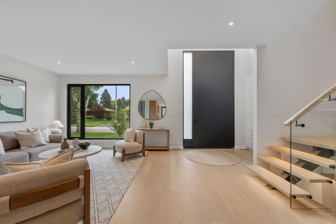 House in Burlington, Ontario, Canada 5 - 18305610