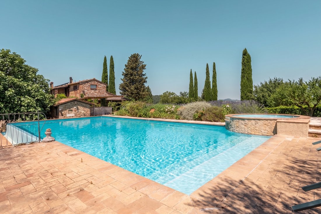 Country House in Montepulciano, Tuscany, Italy 1 - 17969885