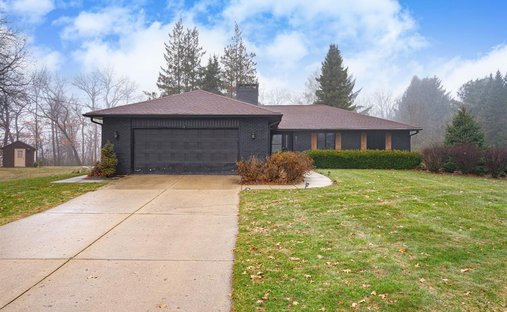 House in Leoni, Michigan, United States 1