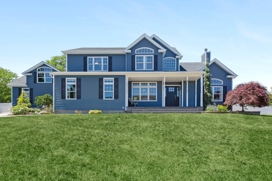 House in Manorville, New York, United States 1 - 18251603