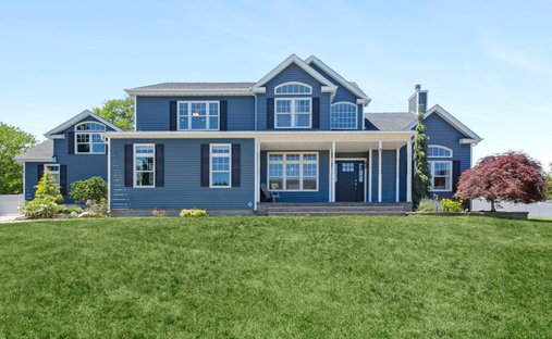 House in Manorville, New York, United States 1