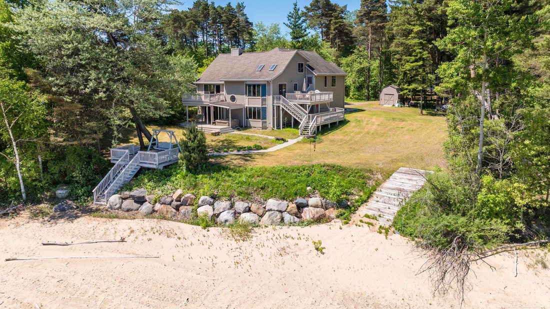 House in Deckerville, Michigan, United States 1 - 18307173