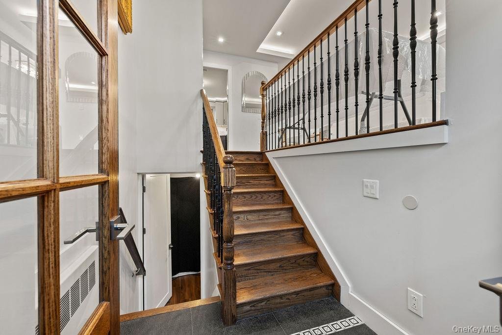 House in Spring Valley, New York, United States 3 - 18306113