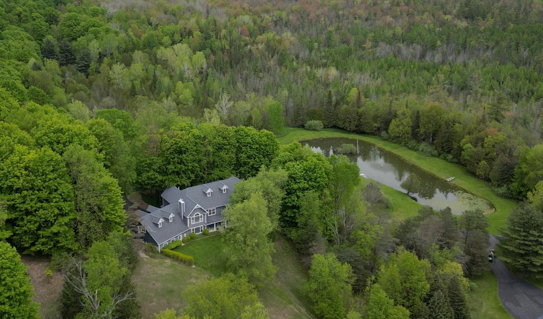 House in Cedar, Michigan, United States 4 - 18309116