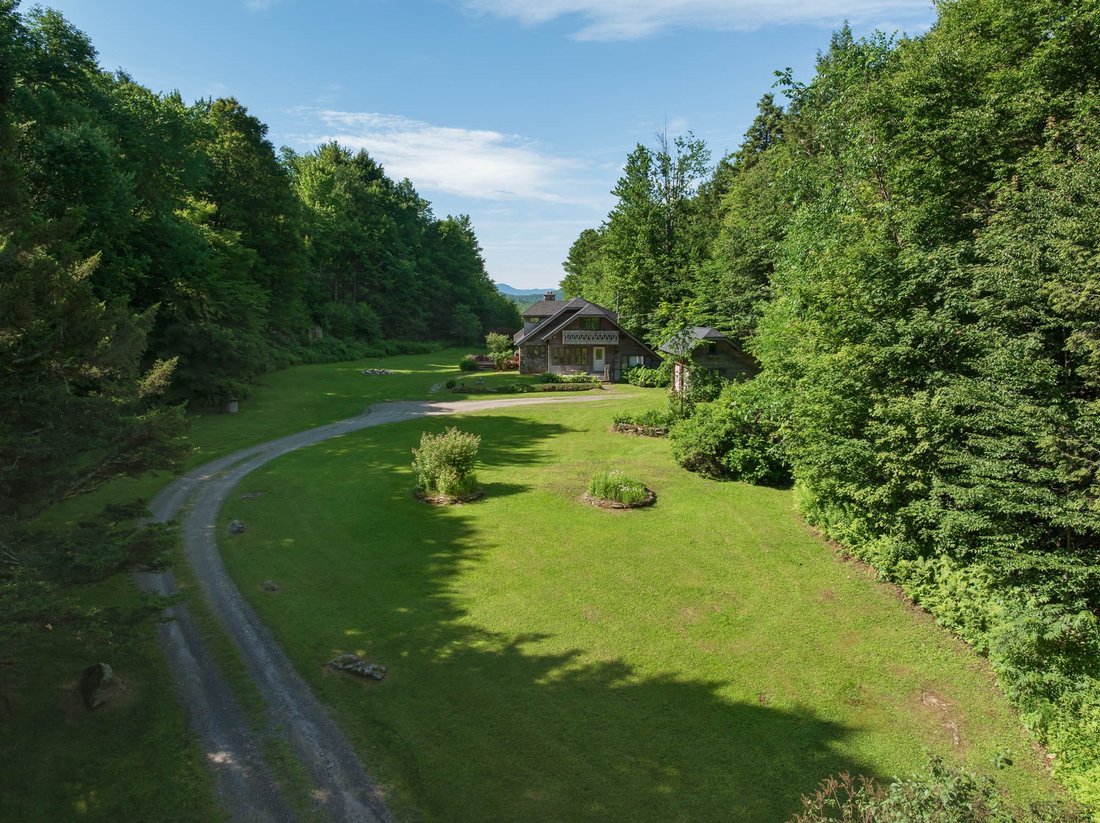 House in Fletcher, Vermont, United States 4 - 18307000