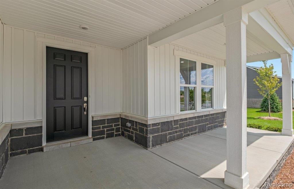 Condo in Milford Charter Township, Michigan, United States 5 - 18308671
