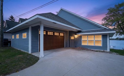House in Waterford Township, Michigan, United States 1