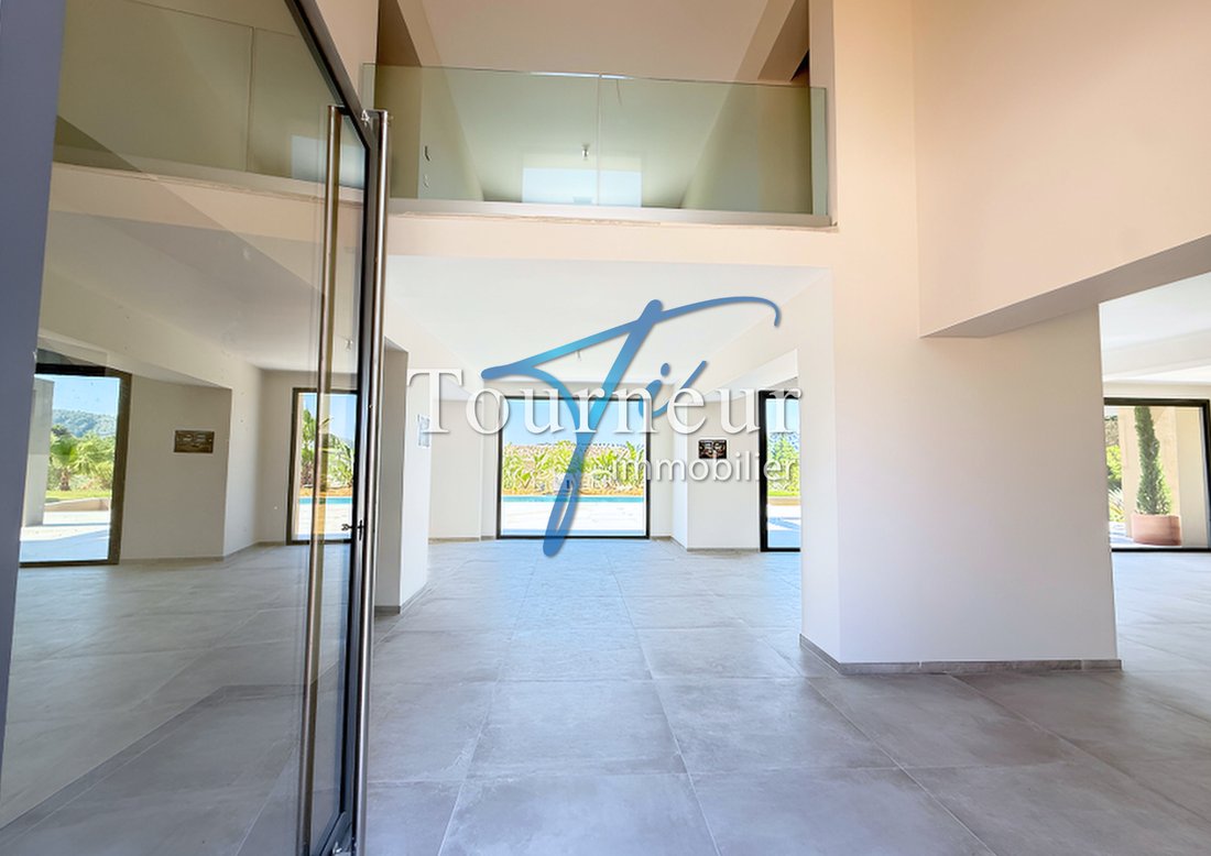 Villa in La Cadiere-d'Azur, Provence-Alpes-Côte d'Azur, France 5 - 18306574