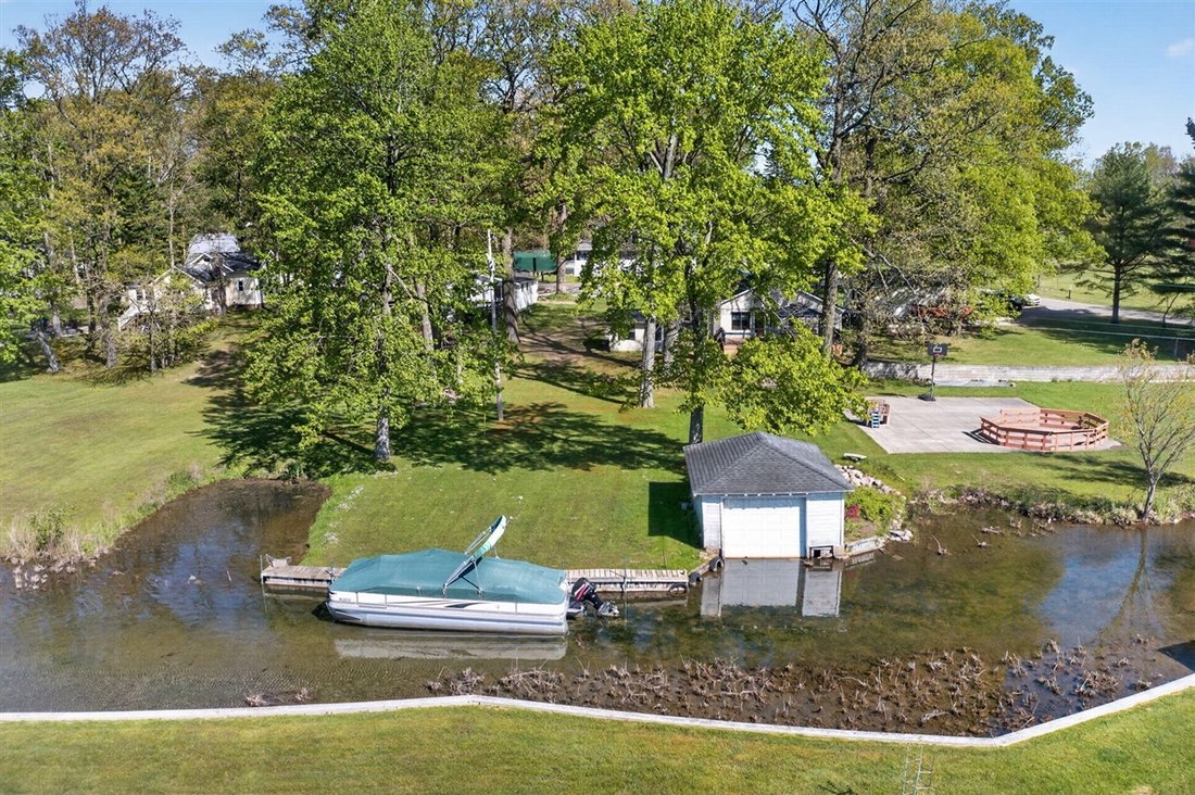 House in Vandalia, Michigan, United States 1 - 18307384