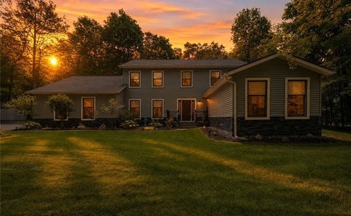 House in Medina, Ohio, United States 1