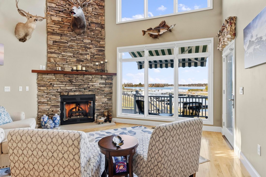 Condo in Elk Rapids, Michigan, United States 3 - 18308350