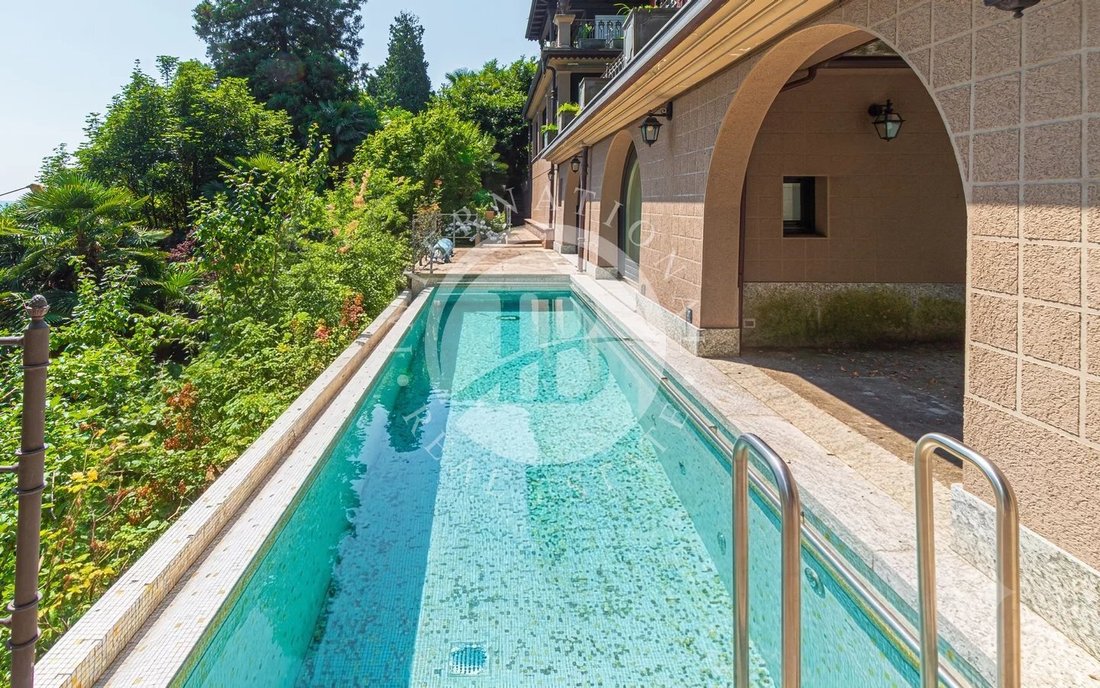 Villa in Meina, Piedmont, Italy 2 - 18305940
