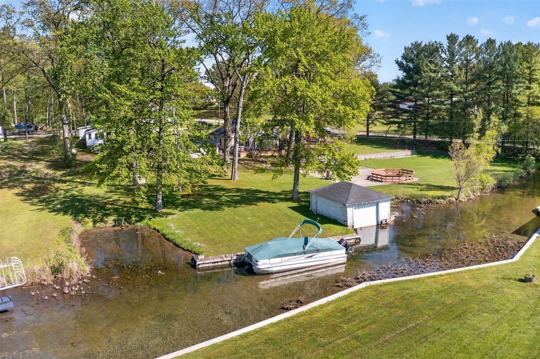 House in Vandalia, Michigan, United States 5 - 18307384