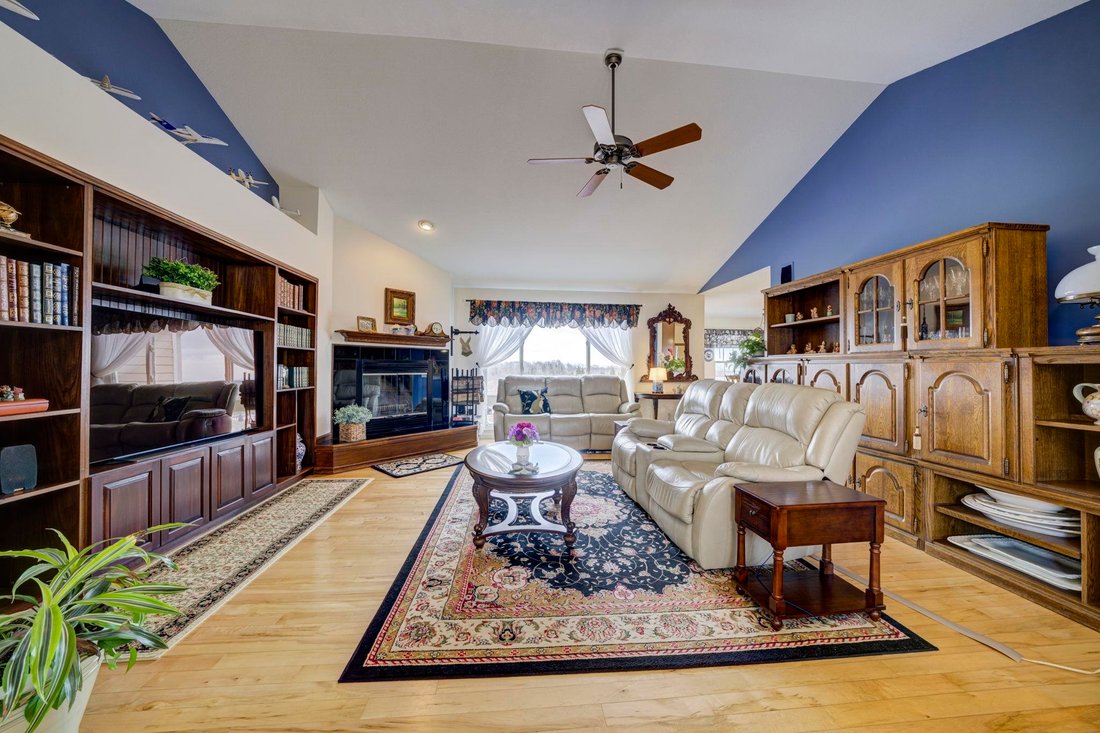 House in Suttons Bay, Michigan, United States 5 - 18308271