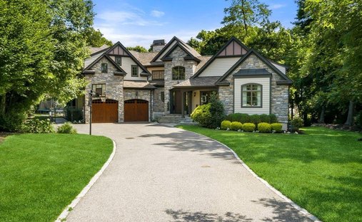 House in Syosset, New York, United States 1