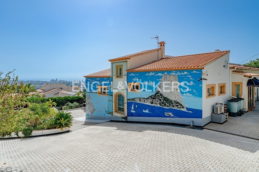 Villa in Calp / Calpe, Valencian Community, Spain 2 - 18305997