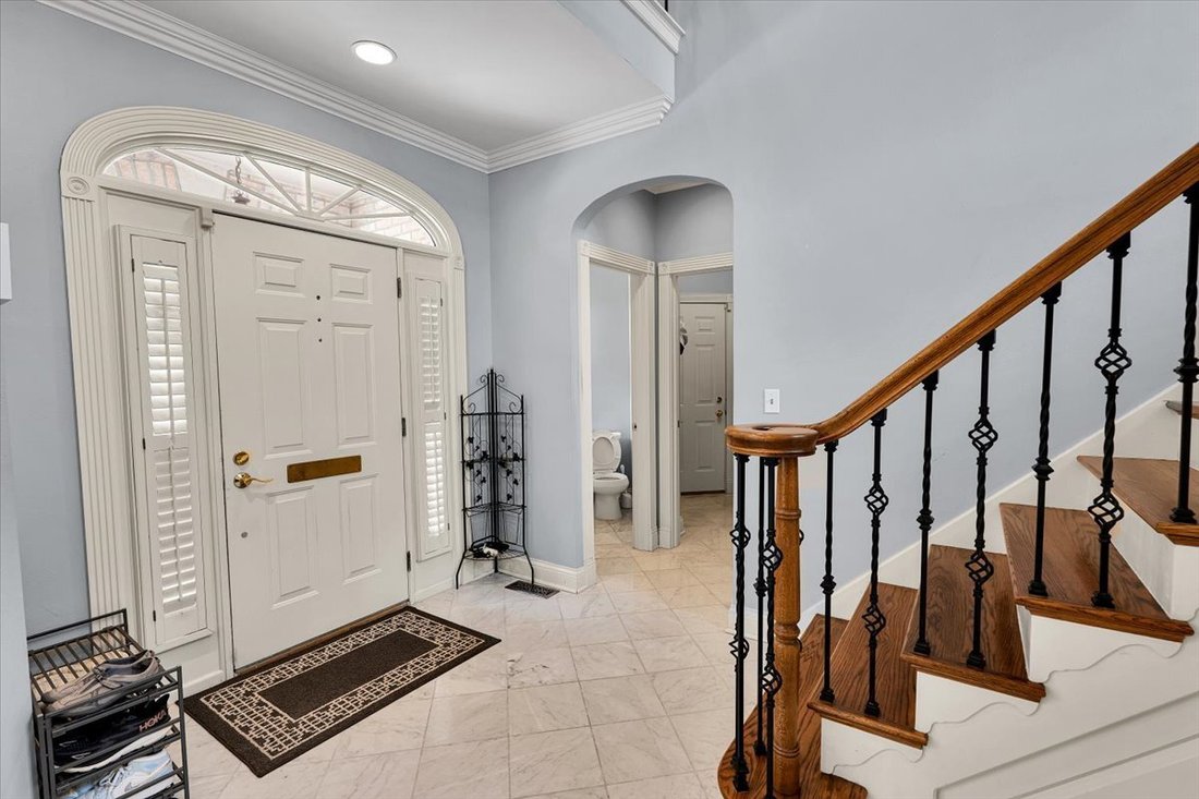 House in Hinsdale, Illinois, United States 5 - 18306650