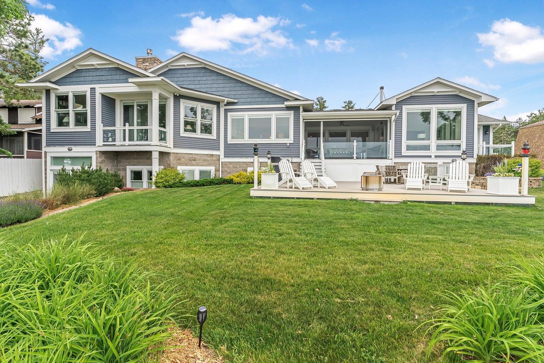 House in Mackinaw City, Michigan, United States 3 - 18309396