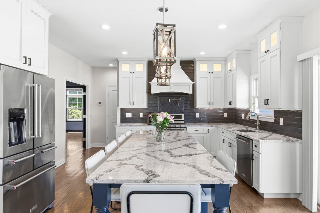 House in Manorville, New York, United States 4 - 18251603