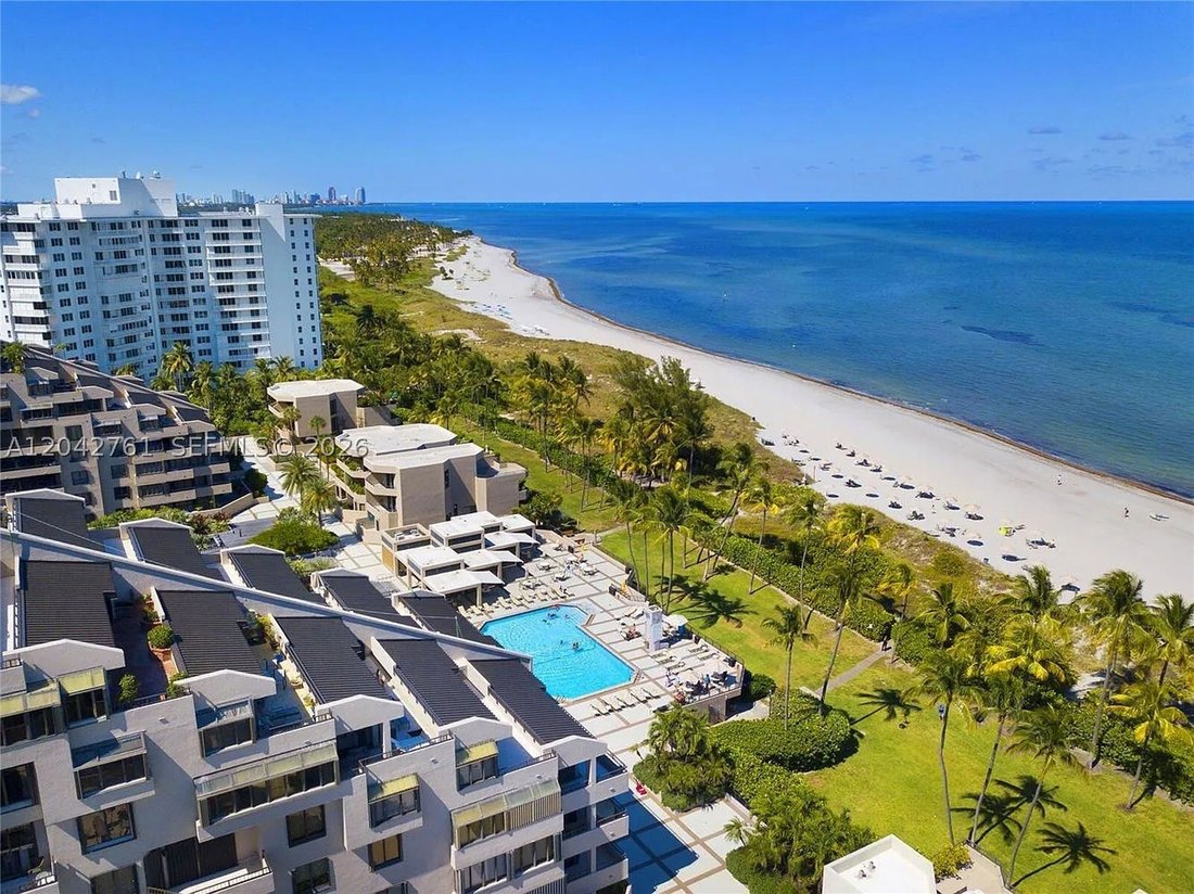 Condo in Key Biscayne, Florida, United States 5 - 18306409
