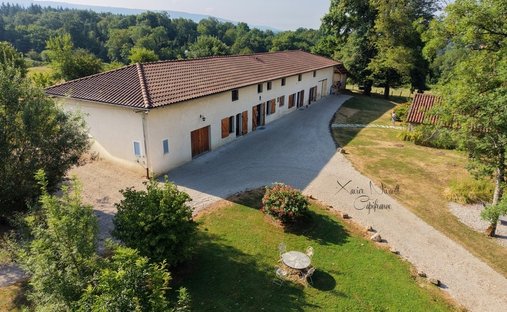 Casa a Saint-Amour, Borgogna-Franca Contea, Francia 1