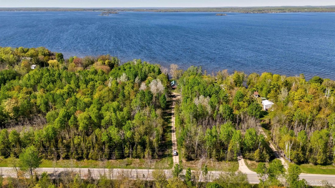 House in Germfask, Michigan, United States 5 - 18308249