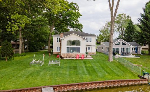 House in Highland Charter Township, Michigan, United States 1