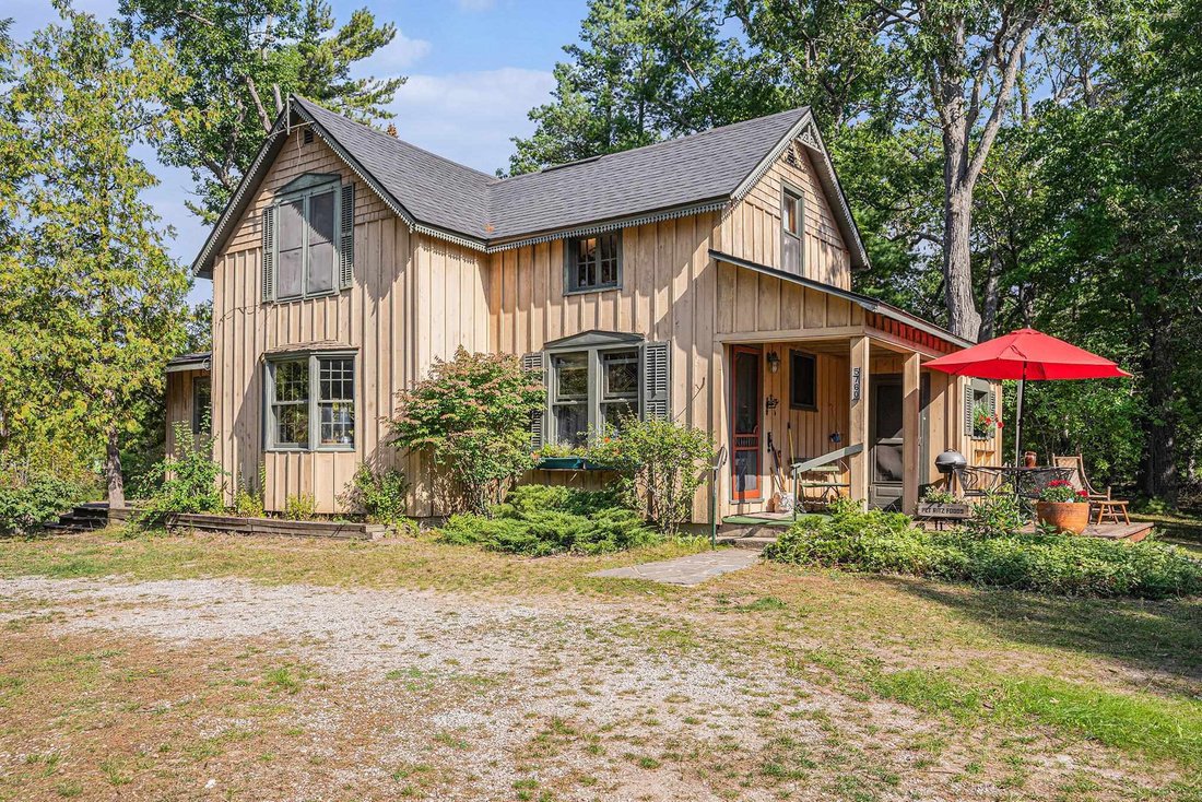 House in Glen Arbor, Michigan, United States 1 - 18308049