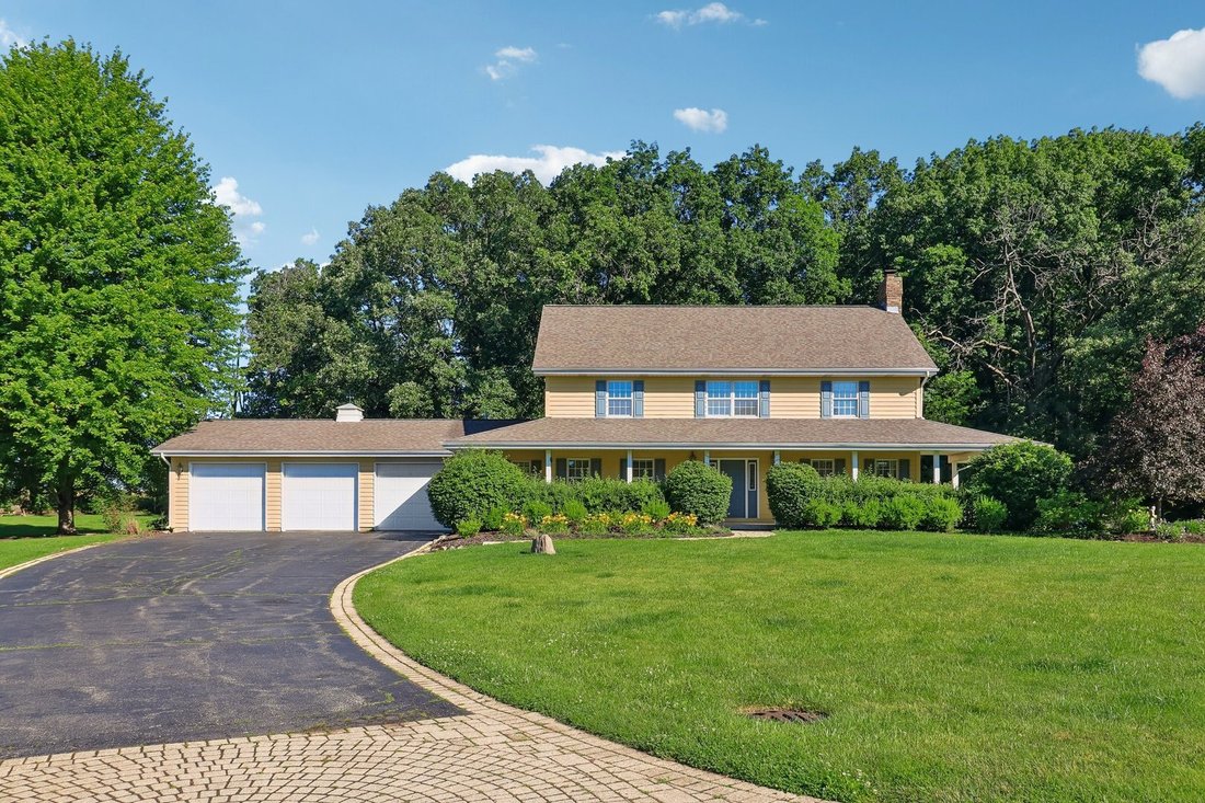 House in Antioch, Illinois, United States 1 - 18306645