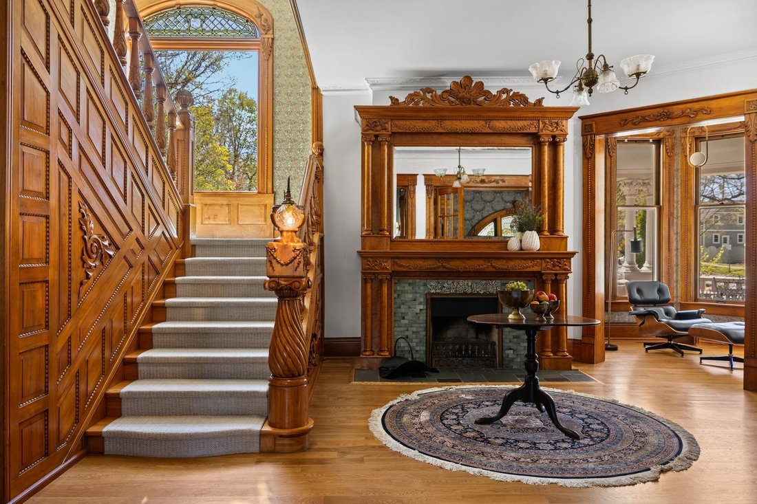 House in Traverse City, Michigan, United States 5 - 18309442