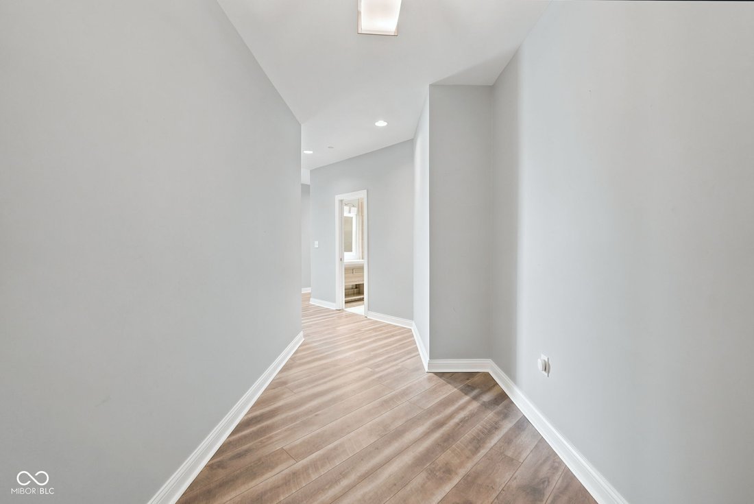 Condo in Indianapolis, Indiana, United States 4 - 18177840