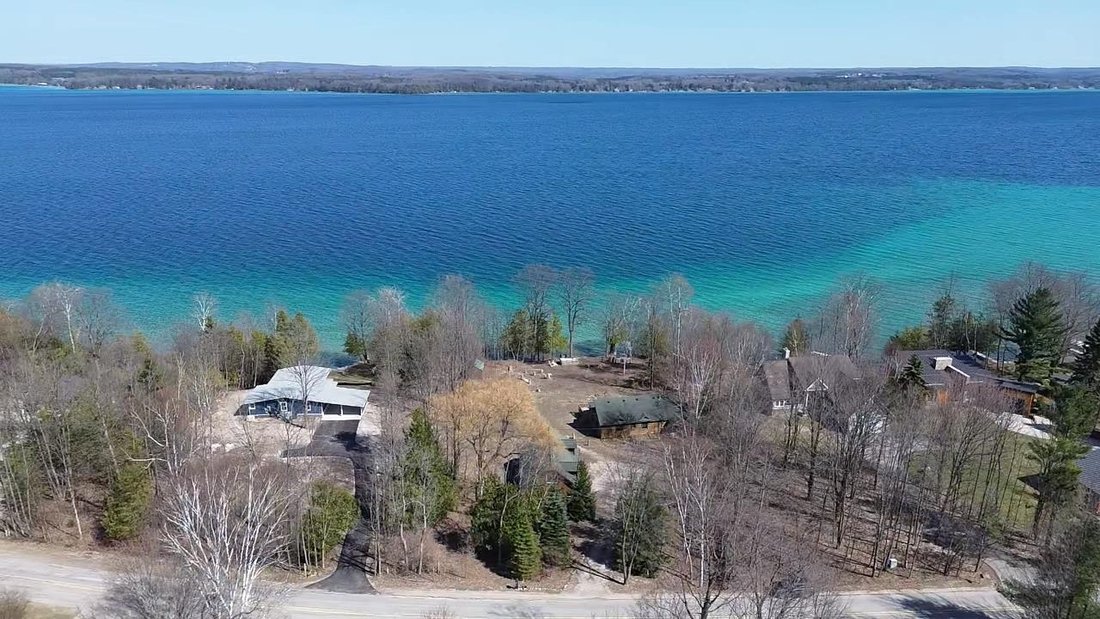 House in Elk Rapids, Michigan, United States 4 - 18308936