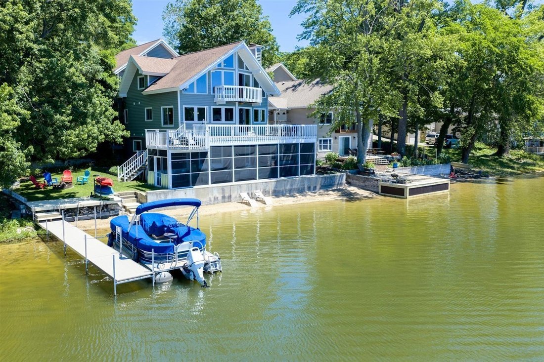House in Edwardsburg, Michigan, United States 1 - 18307160