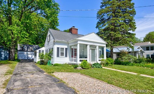 Apartment in Fennville, Michigan, United States 1