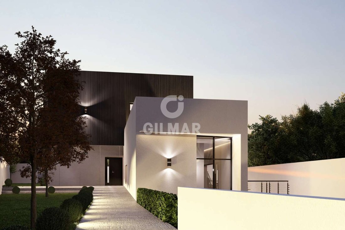 Altro a Majadahonda, Madrid, Spagna 1 - 18305951