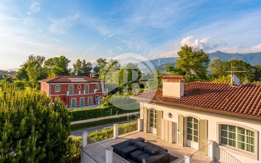 Villa in Vittoria Apuana, Forte dei Marmi, Tuscany 4 - 18305924