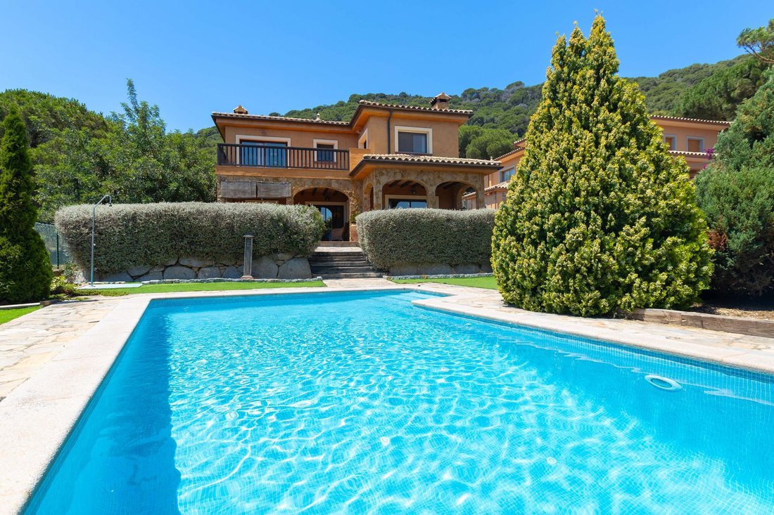 Villa in Argentona, Catalonia, Spain 4 - 18306190